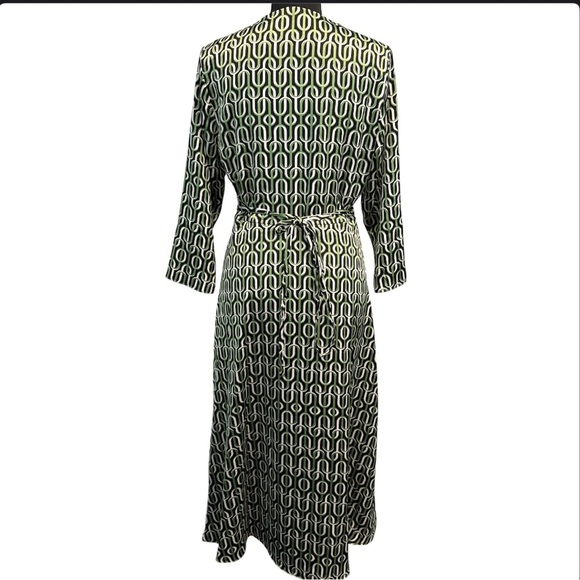 alfani green dress Alfani Petite Printed Bell Sleeve Shift Dress – USAFashion main image 1